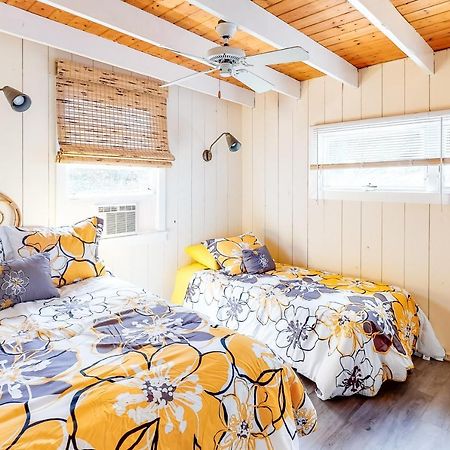 Surfside Retreat On Champlain Street Apartment Ocean Bay Park ภายนอก รูปภาพ